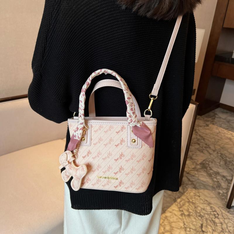 Niche Women's Bag 2025 New Summer Fashion Women's Small Bag High-end Messenger Bag Portable Bucket Bag