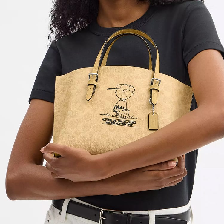 COACH X PEANUTS Collaboration Coated Canvas Tote Bag, Shopping Bag, Shoulder Bag, Handbag Medium Women's CBM29-SVMMK