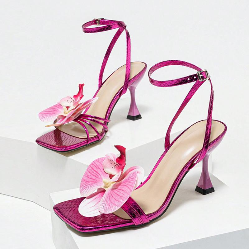 Liyke Элегантные фиолетовые сандалии с квадратным носком и искусственным цветком, женские туфли для вечеринки, сандалии-гладиаторы с ремешком на щиколотке и высоким каблуком