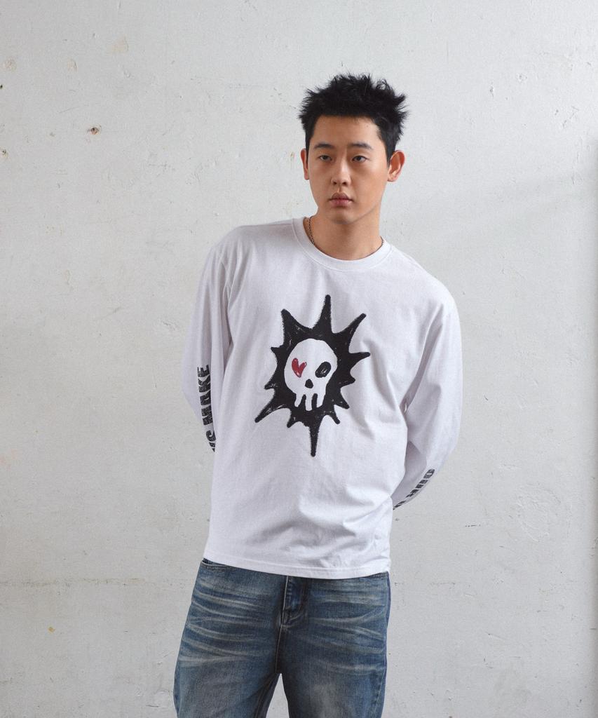 AMOU Heart Skull Long Sleeve White