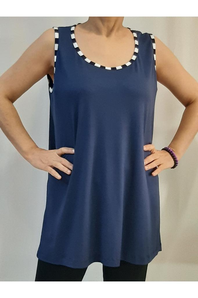 Women's Style Big Size T-Shirt Navy Blue Combed Cotton Viscose T-Shirt With Piping Detail