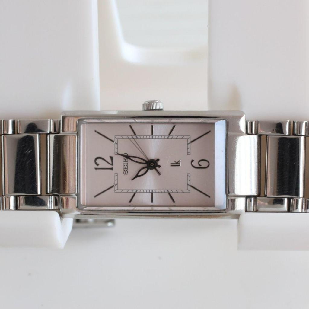 [USED] Working SEIKO LUKIA Watch 1F21-5E20