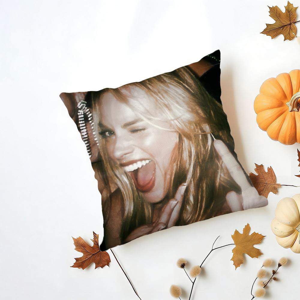 MMargot Robbie Cushion Cover Washable Linen Pillowcase Soft for Daily Sofa Bed Home Room Decor