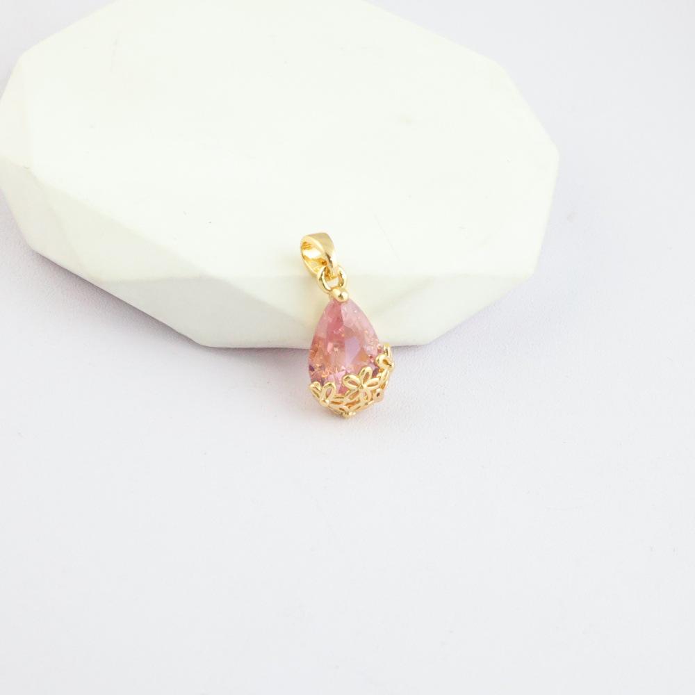 Elegant Copper Fox Gourd & Four-Leaf Clover Necklace with Zircon & Butterfly Accents for Women.