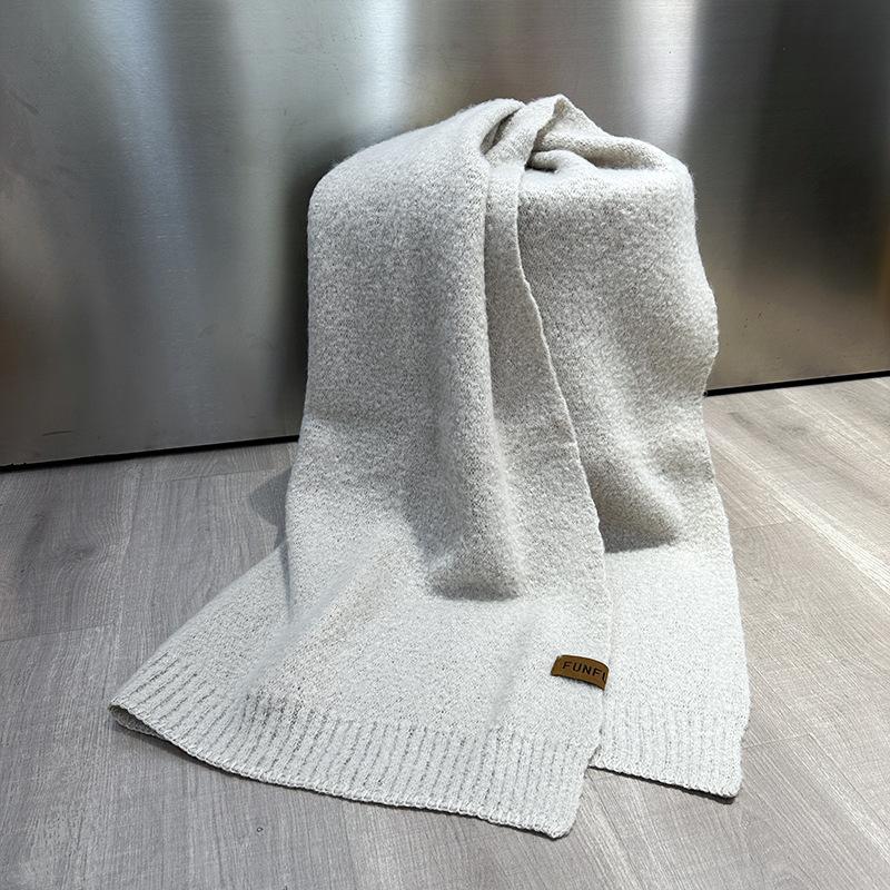 Autumn and Winter New Versatile Thickened Warm Long High-end Scarf Student Simple Atmosphere Shawl Scarf