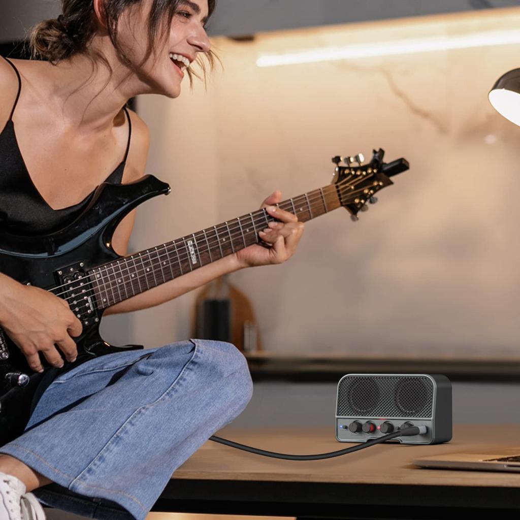 LEKATO Мини-гитара Электрогитара 2 Звука Совместимость с Наушниками Bluetooth Техническое Соответствие AUX Для Дома Японское Руководство По Эксплуатации Включено
