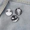 Astronaut Spacecraft with Starry Sky Design Design Metal Enamel Brooch Creative Personality Badge Best Friend Gift Pin