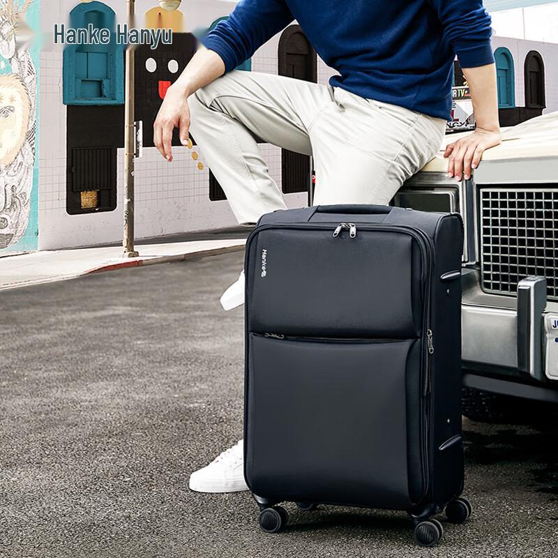 Расширяемый мягкий дорожный чемодан Hank