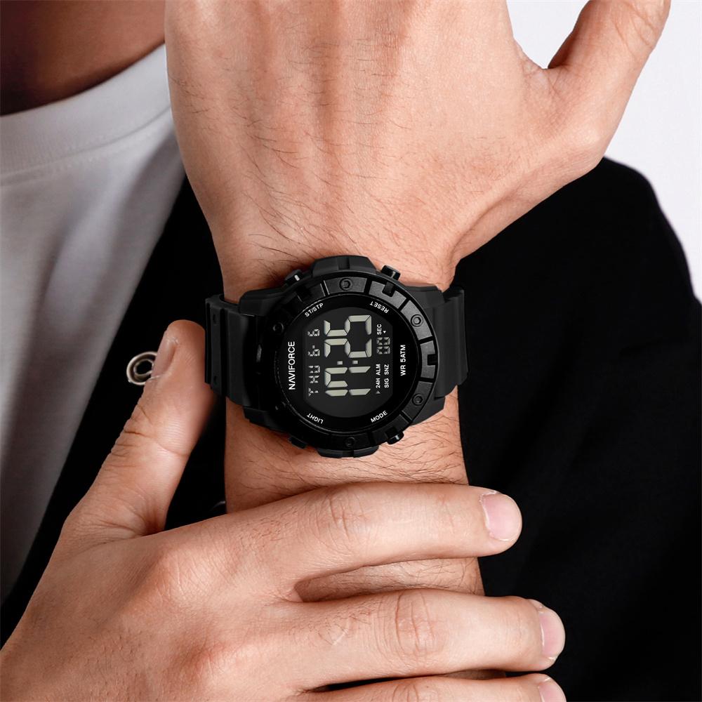 NAVIFORCE 7110 Custom Men Digital Sports Watch 5ATM Waterproof Rubber Alarm Chronograph Outdoor Wristwatch Factory