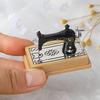 1/12 Dollhouse Miniature Sewing Machine With Scissors Thread Cloth