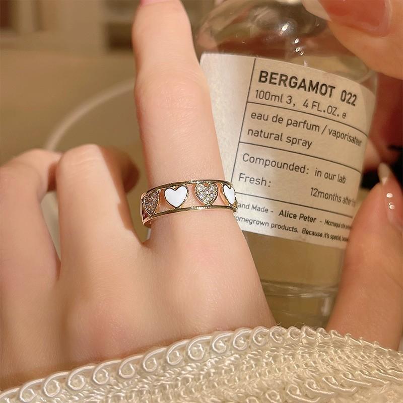 Shape Fashionable Heart Copper Ring For Women With Adjustable Fit And Unique Style