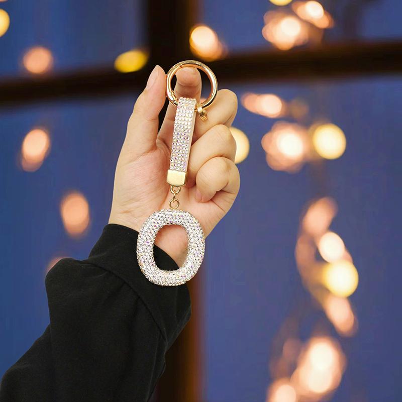 1 шт. Брелоки Идеальный подарок Дизайн с буквой Блестящий брелок Аксессуар Дизайн с полными стразами Подвеска на удачу 26 букв алфавита