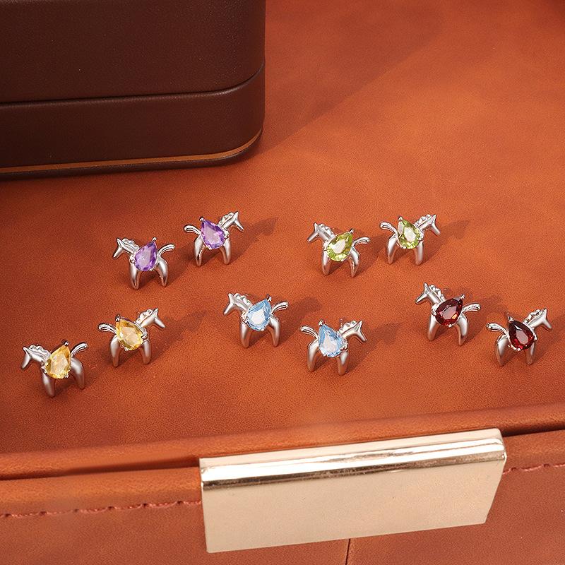 S925 Sterling Silver Horse Stud Earrings Natural Crystal/Garnet Inlaid Jewelry for Women