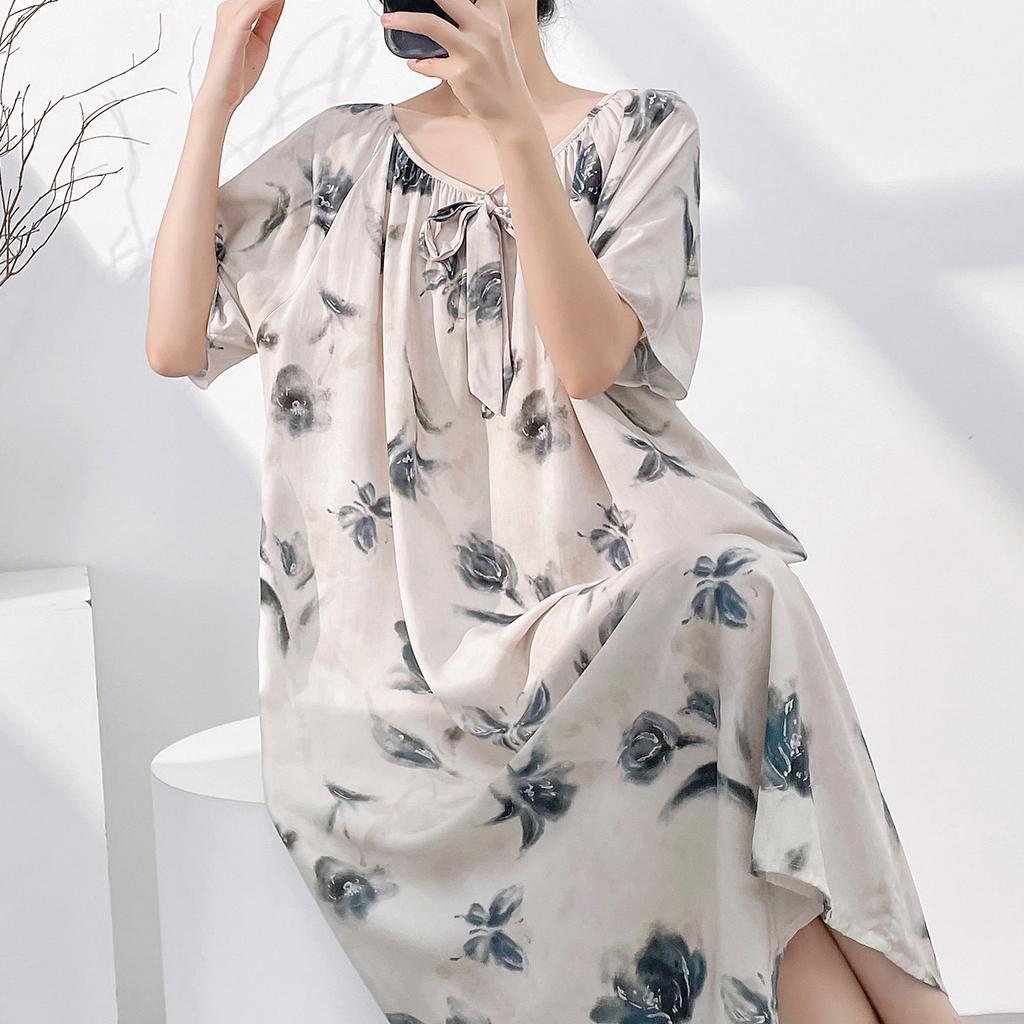 1011 new short-sleeved cotton and silk nightdress women's summer round neck can be worn outside medium and long loose high-end home skirt