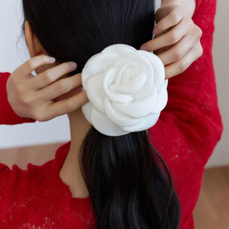 ФАНТАСТИЧЕСКАЯ ПЛАНЕТА большой камелиевый корсаж (WHITE)