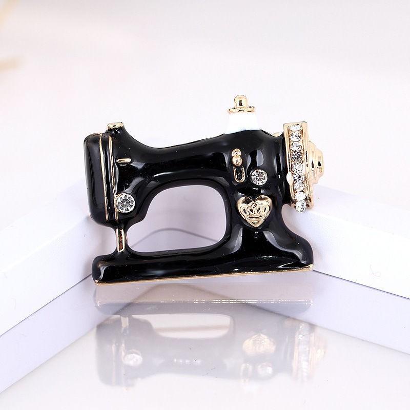 Набор брошей в виде швейной машинки Drip Oil с бриллиантами, популярный и универсальный, воспоминания о древних временах, цветок на груди швейной машинки