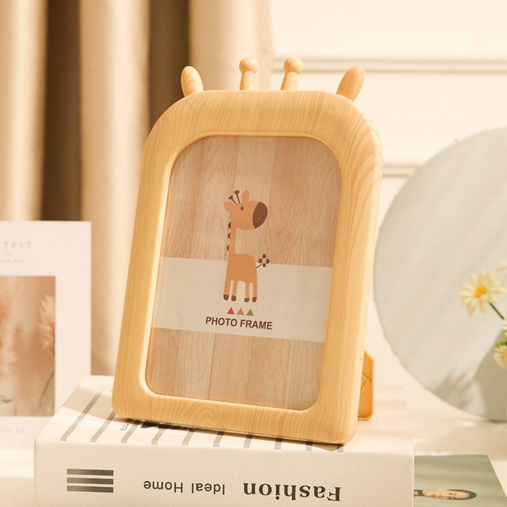 Retro Wall Mounted Photo Frame Cute Picture Display 7 Inch Photo Frame Ornaments Children