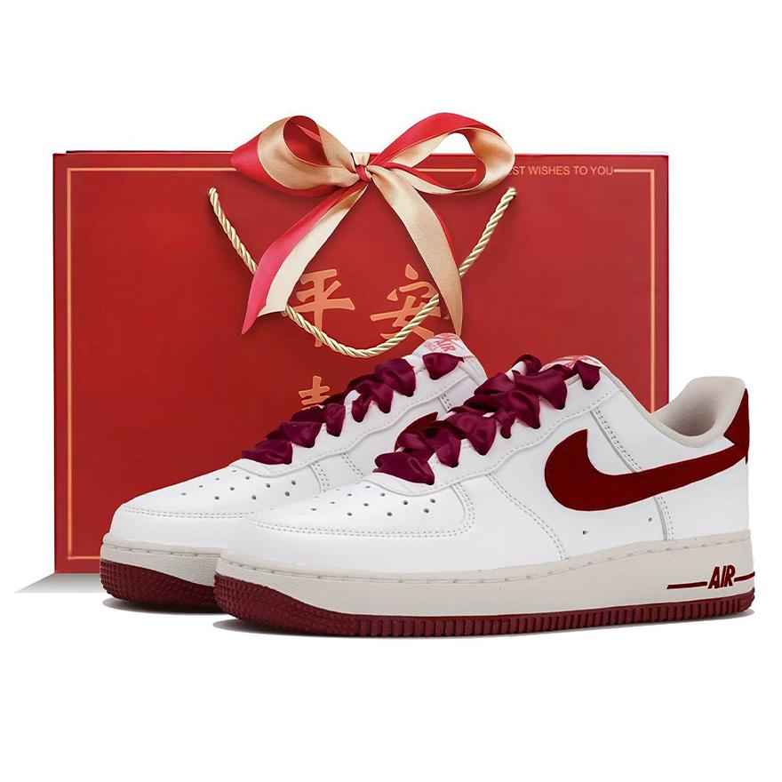 Nike Air Force 1 Нескользящие Нескользящие Низкие Кеды для Скейтборда Женские Белые Красные FQ7626-100(Команда-S-КОРОБКА)-Случайные упаковочные пакеты