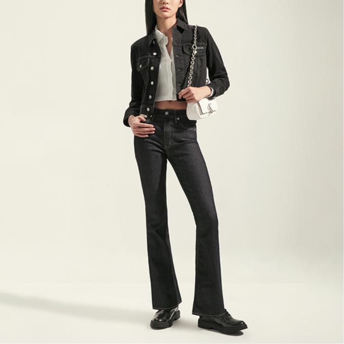 New CALVIN KLEIN Synthetic Material Shoulder Bag Women's Moon White DH3240-391