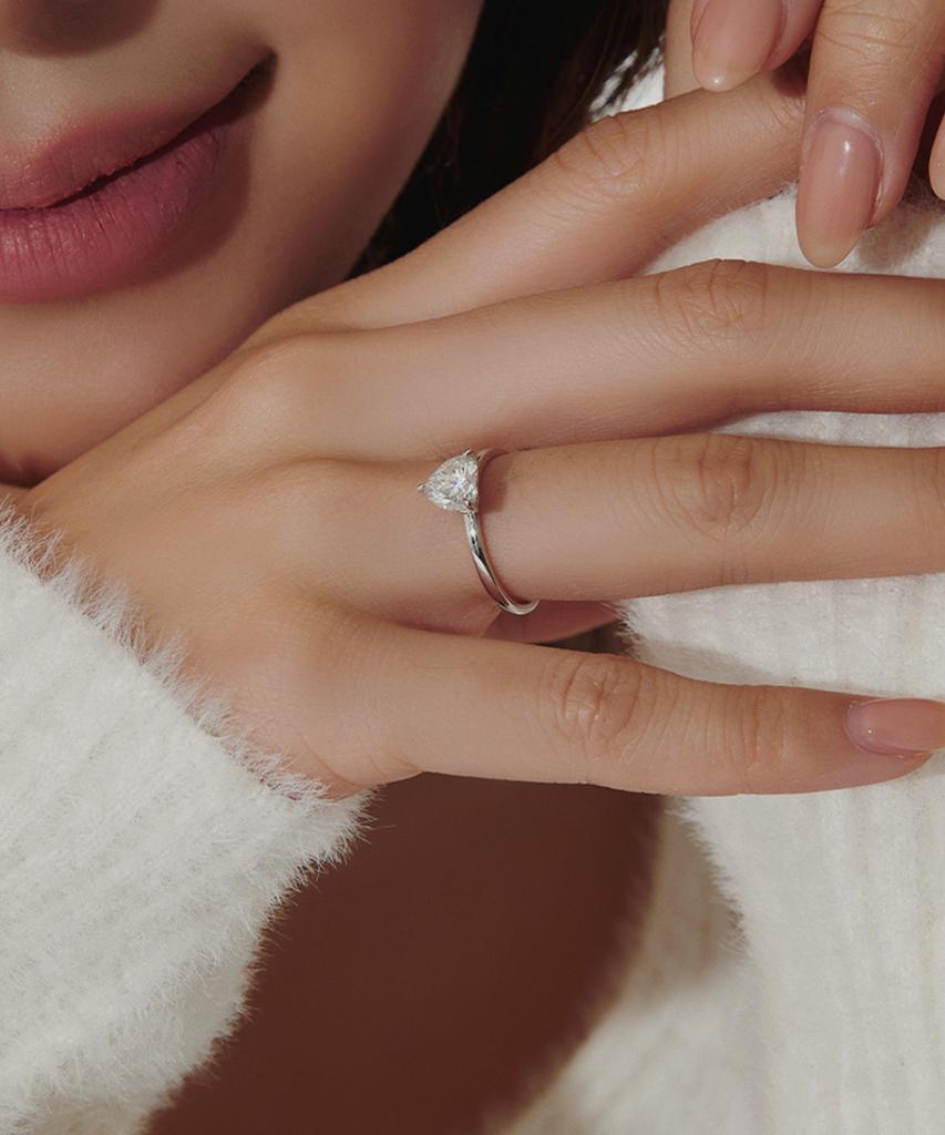 Helene Jewelry Серебро 925 пробы 1 карат Муассанит огранки «сердце» Кольцо «Мисс» (Тип А)