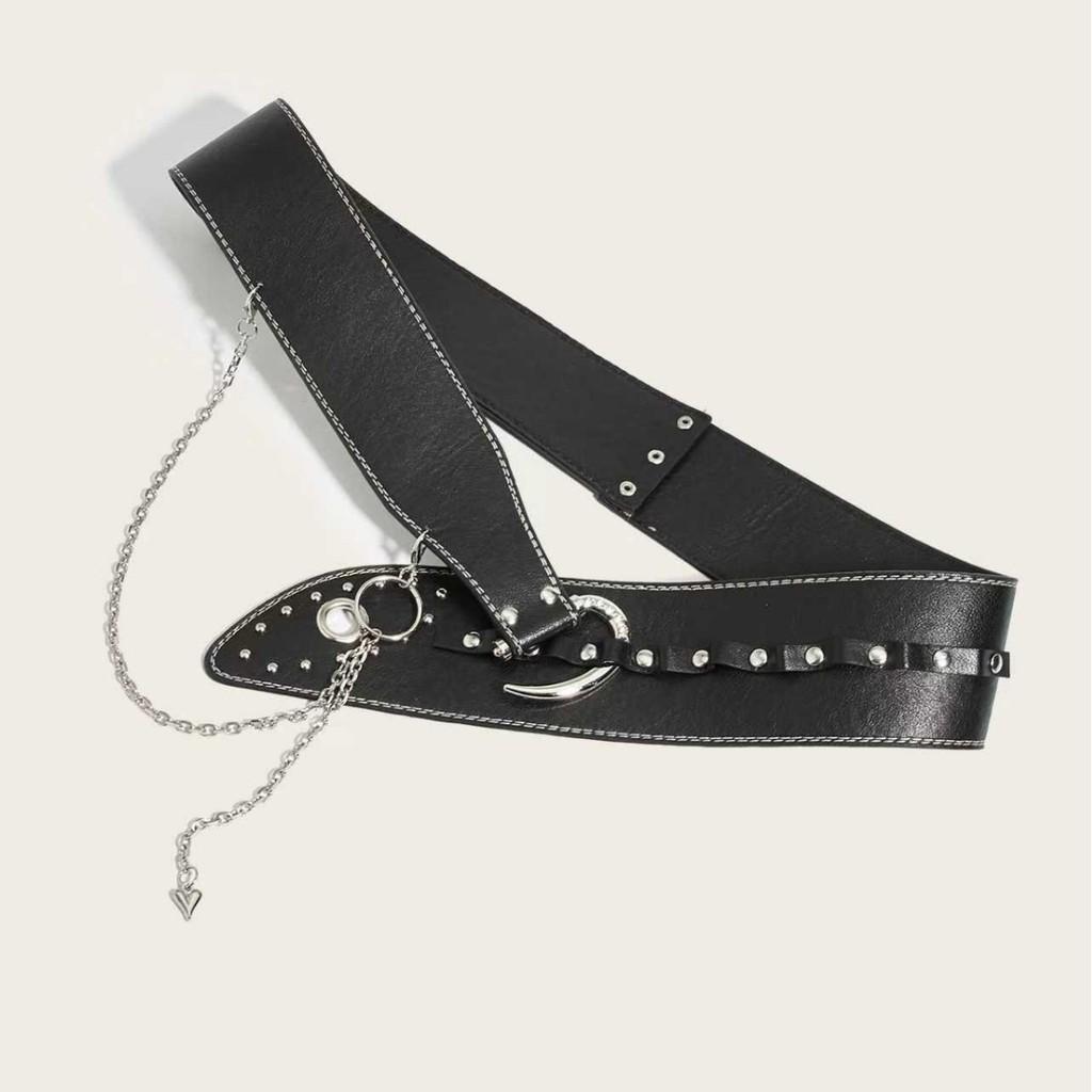 Black Vintage Inspired Waist Belt With Tassel Details For Party Outfits