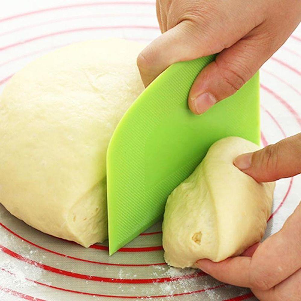 Kitchen Supplies Smooth Edge Dough Scraper Cake Decorating Tools Cream Spatula Baking Pastry Tools