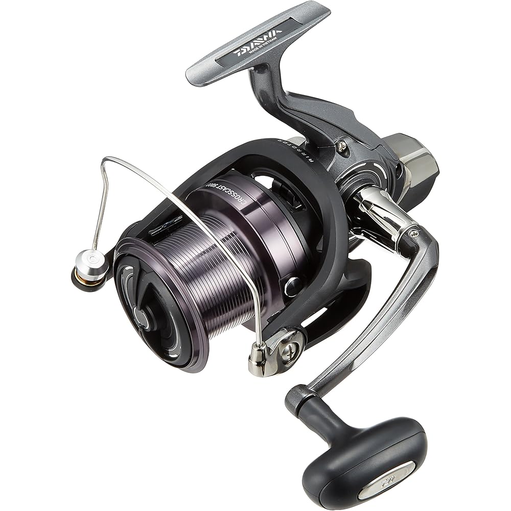 Daiwa Crosscast Spinning Reel 5000 Size Smooth Drag Lightweight Fishing Gear