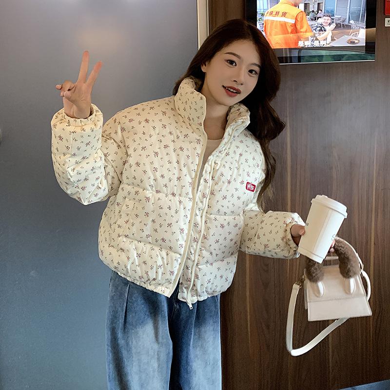 Хлопковая одежда для женщин Короткая Свободная Хлопковая одежда на пуху для Осени и Зимы Утолщенная Стойка Маленькая Цветочная Хлопковая Куртка