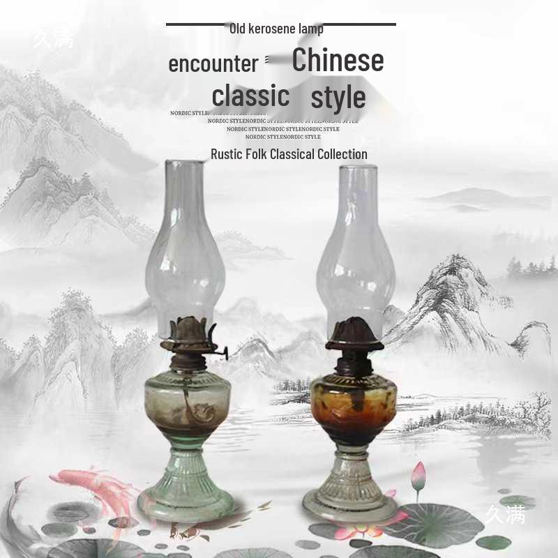 Керосиновая лампа 70-х годов с стеклянным абажуром - Ностальгический народный декор, реквизит