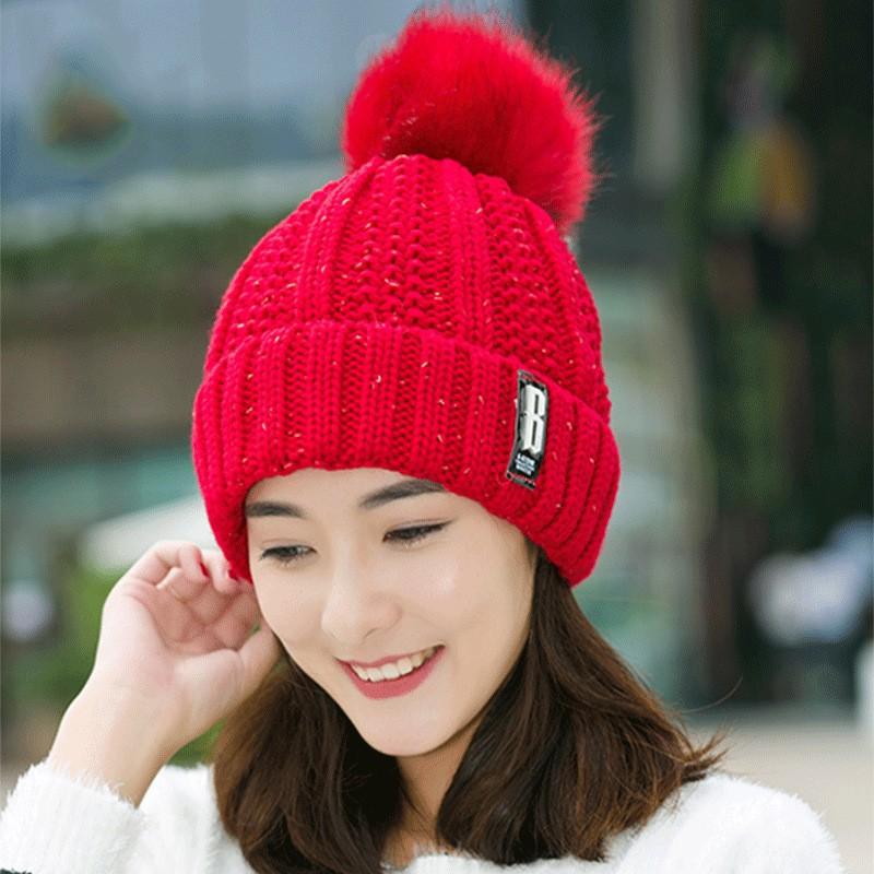 Winter hat women's warm fleece ear protection winter hat winter face protection cold knitted wool hat cycling simple style