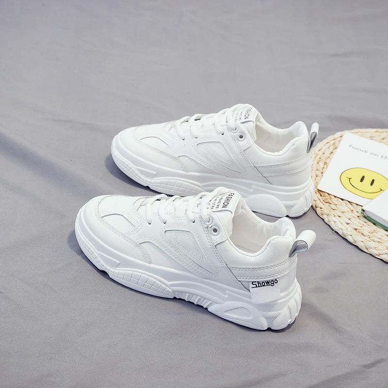 Белая женская обувь, новые массивные кроссовки для женщин, вулканизированная обувь на шнуровке, повседневная модная обувь для пап, кроссовки на платформе, корзина