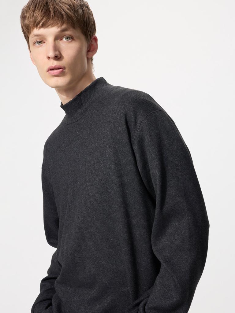 Uniqlo Футболка с воротником-стойкой SofT KniT Fleece Smoke