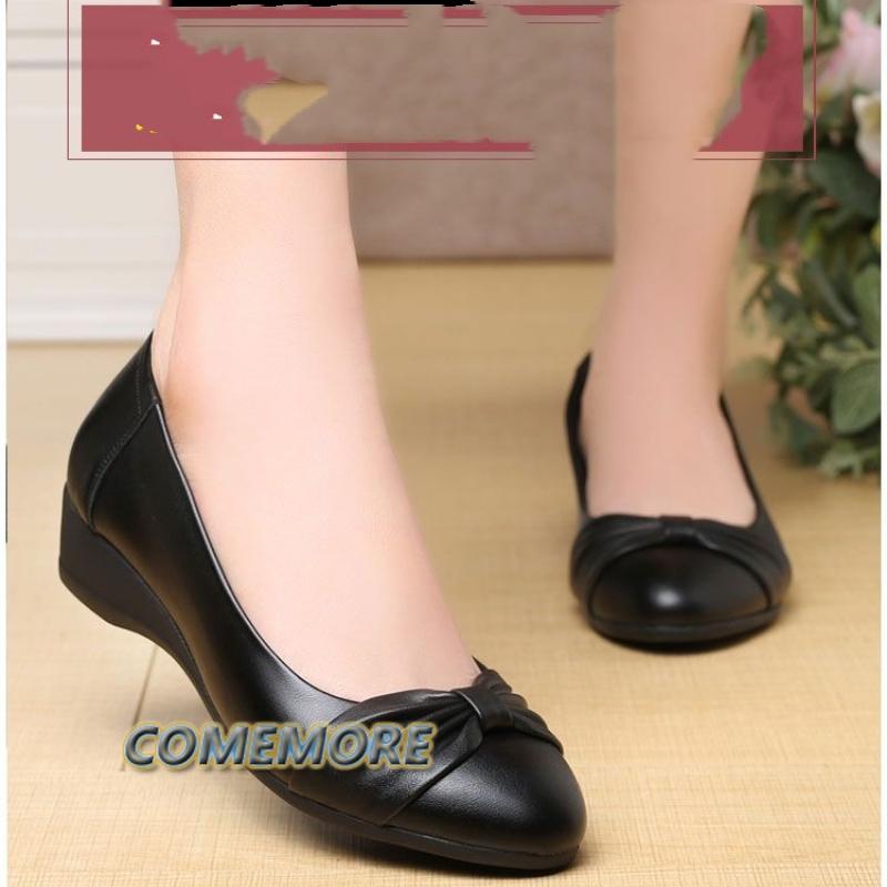 Модная женская обувь на плоской подошве, повседневная, легкая, удобная, из лакированной искусственной кожи, летняя, для студенток, 2024, новая мода, уличные лоферы, женские, осенние