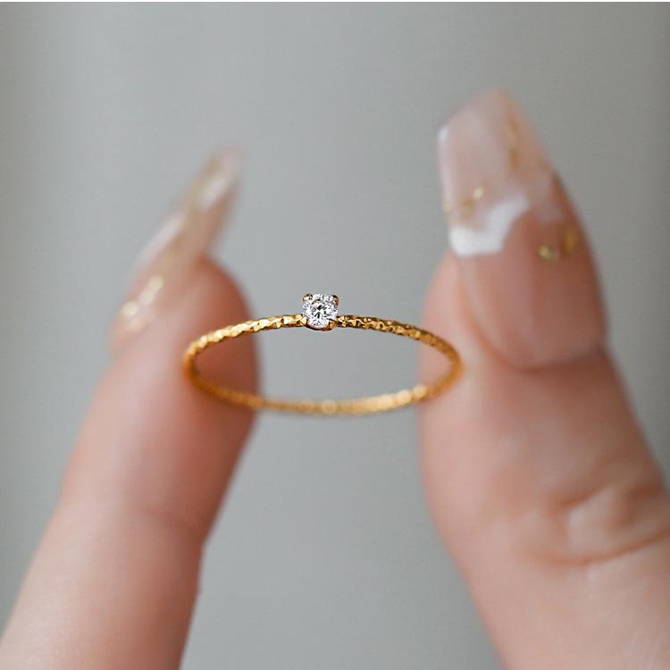 Elegant 18k Gold Thin Line Ring with Diamond Plating - A Shiny, Fashionable Statement for the Index Finger
