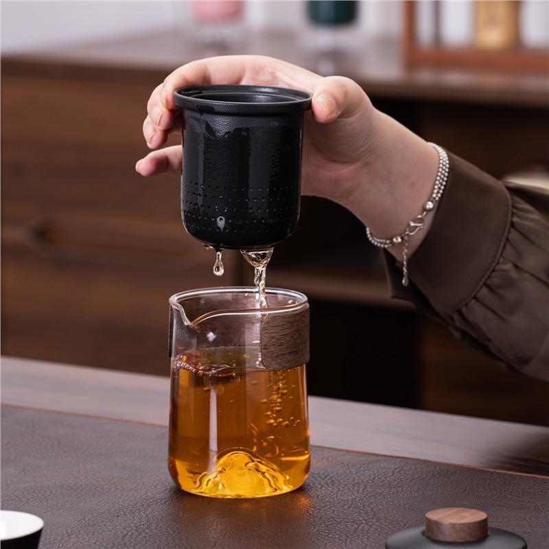 Outdoor travel tea set, portable storage bag, glass, one pot, three cups, carry-on express cup as a gift