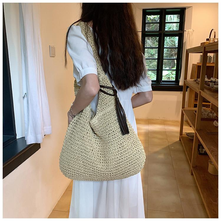 IELGY Lazy Loose Feel Shoulder Large Capacity Bag Summer Seaside Vacation Straw Beach Bag