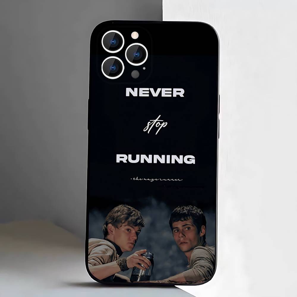Чехол для телефона M-Maze R-Runner Для iPhone 17,16,15,14,13,12,Pro,Max,Plus,E,SE4,Air,Mini Черный Мягкая Коробка