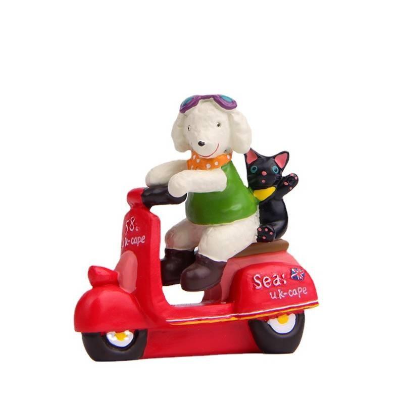 Cute Driving Cartoon Car Motorcycle Sleeping Scene Mini Model Decor Ornament