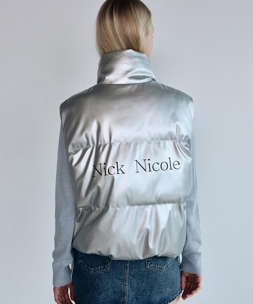 Жилет с логотипом Nick&Nicole, стеганый, кожаный_Серебристый