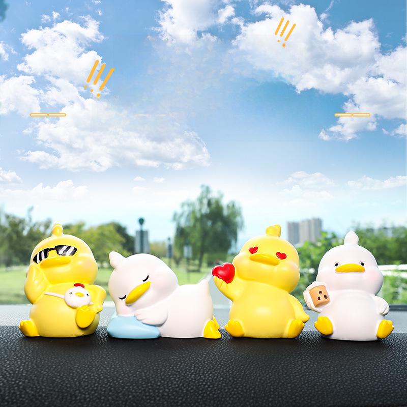 Украшения для машинки "Эй, утка": Милая поделка в виде утки-знаменитости из Интернета для украшения интерьера и украшения торта