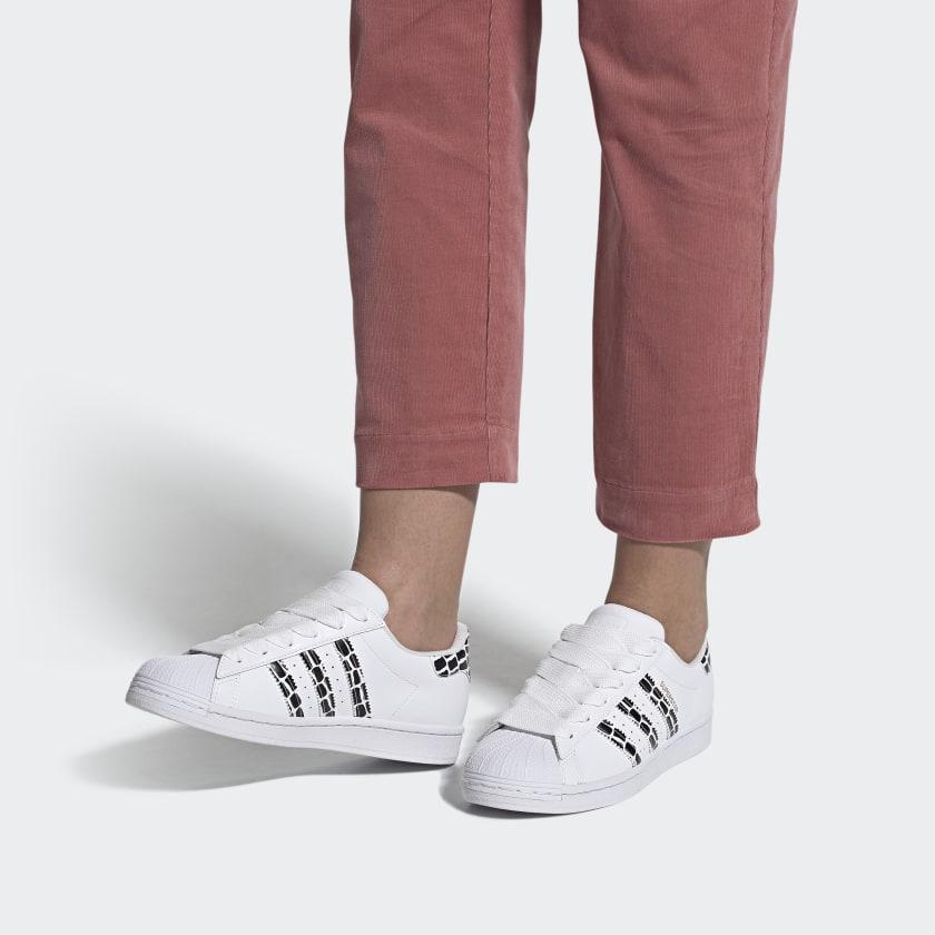 adidas Женские Superstar Белые Леопардовые Полоски FV3452