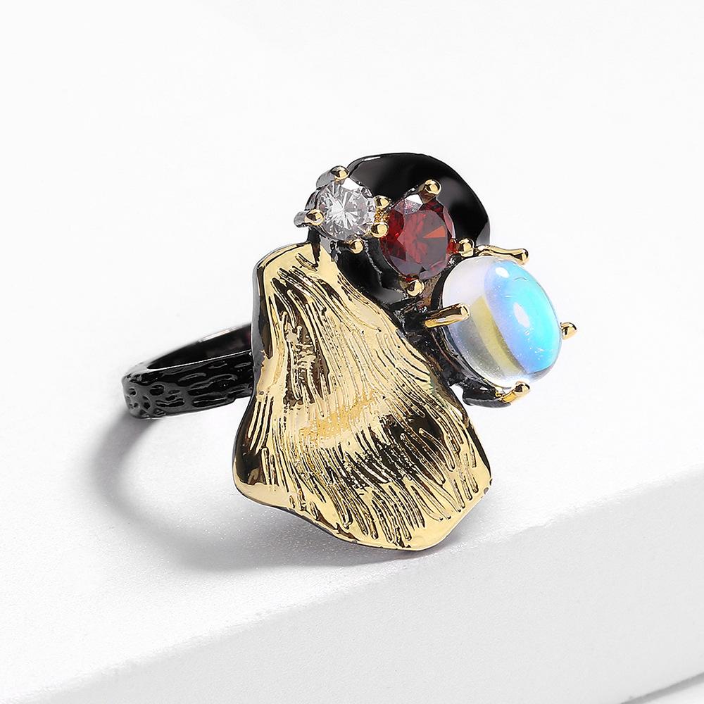 Fashion Moonstone Ring New Black Gold Jewelry with Red Zircon Jewelry