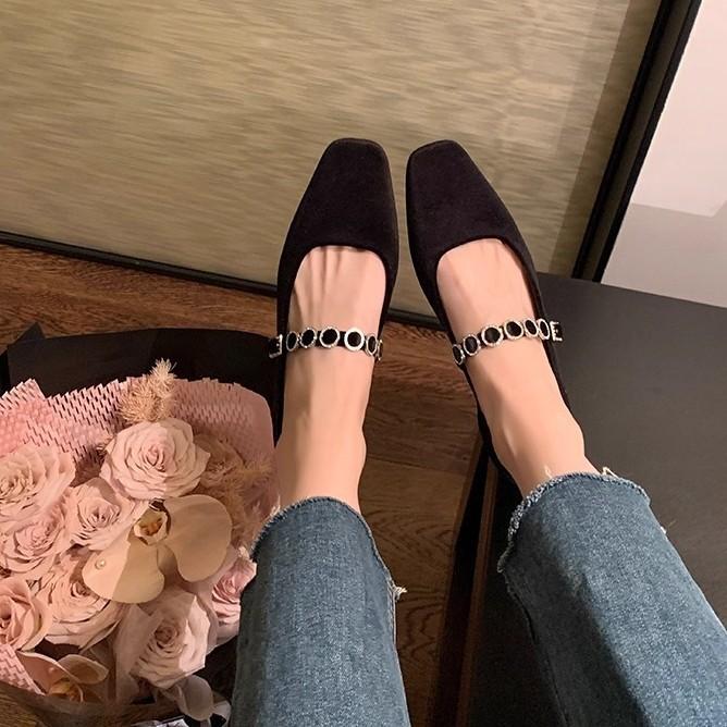 Версия из овчины~ Французский темперамент стразовое слово с замшевыми туфлями Мэри Джейн квадратный носок балетки с мелким вырезом