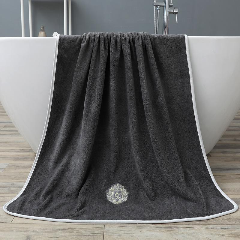 Полотенце для ванны из кораллового флиса Полотенце-обертывание для ванны Большое полотенце Впитывает воду Нелегко линяет Утолщенное Зимний школьный сезон Студенческое общежитие