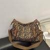 Vintage Leopard Print Tote Bag Women's 2025 New Casual Messenger Bag Suede Large-capacity Shoulder Bag