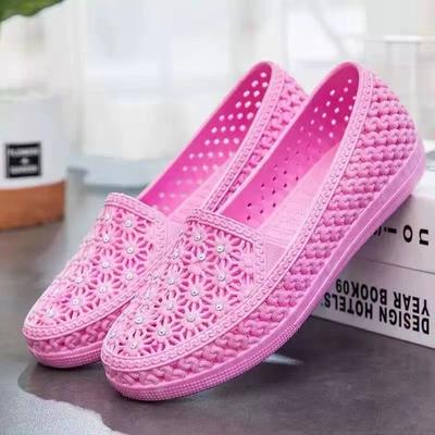 Модные женские сандалии 2025 Лето Новая мода Вьетнамки женские плоские с перемычкой для пальца Пляжные из ПУ кожи Повседневные женские тапочки Zapatos Mujer