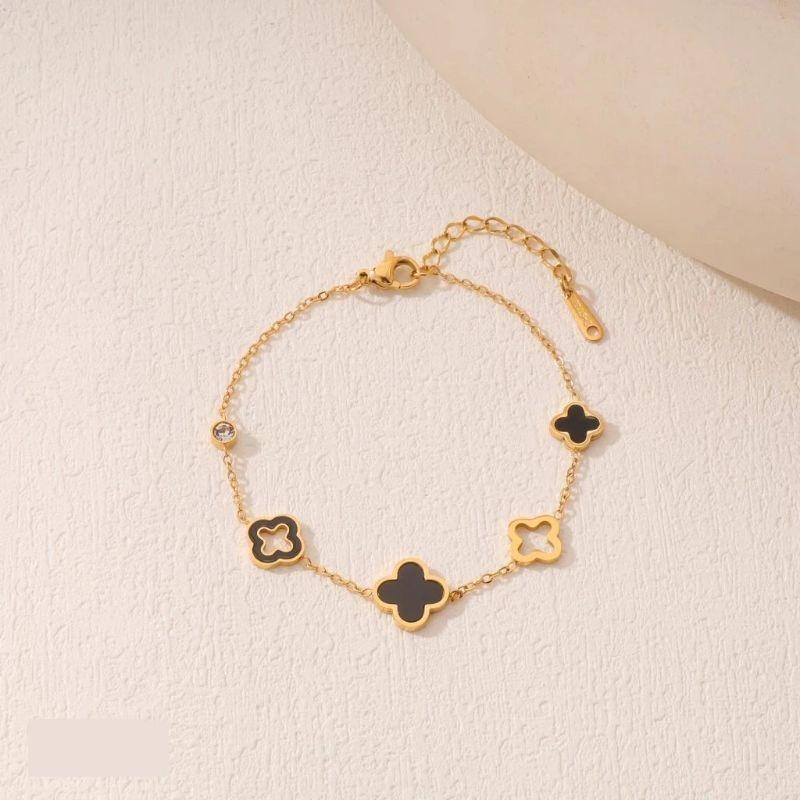 European & American Drip Oil Four-Leaf Clover Titanium Steel Bracelet - Women's Luxurious High-End Jewelry, Non-Fading