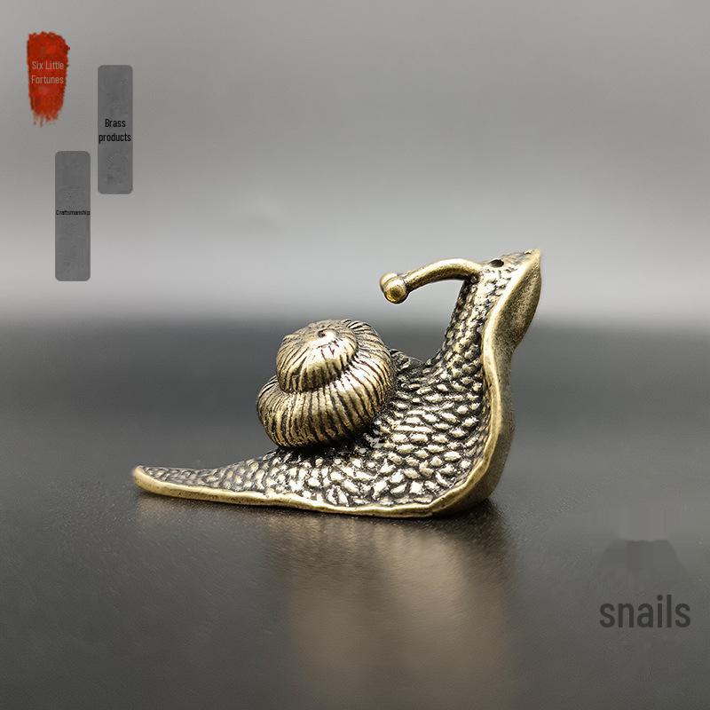 Антикварные латунные украшения в виде улиток — миниатюрный ручной декор для автомобиля, офиса, дома, журнального столика.