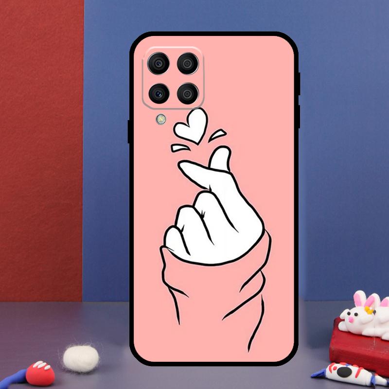 Чехол для телефона Samsung Galaxy M15 M55 M33 M13 M23 M53 M31 M51 M14 M34 M54 M20 M30s M52 M32 с Kpop-сердечком из пальцев