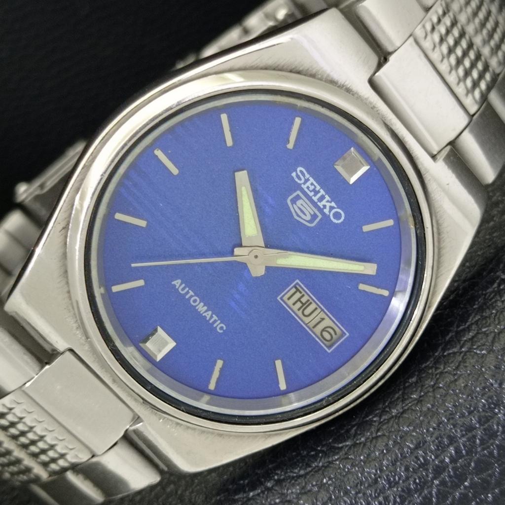 GENUINE VINTAGE SEIKO 5 AUTOMATIC JAPAN MENS BLUE COLOR DIAL WATCH A701398-5 R206a-a701398